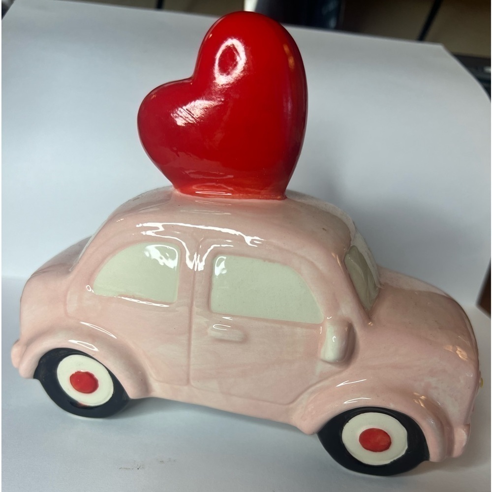 🆕❤️Vintage Inspired Pink Automobile with Red Heart Valentine's Day NEW - Picture 2 of 7